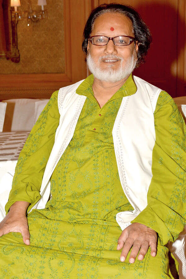 Anwar Jamal Photos