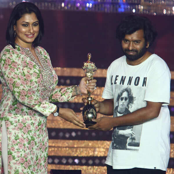 Santosh Narayanan Pictures