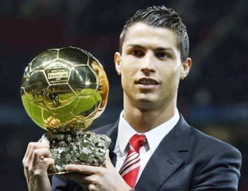 Ronaldo gets Ballon D'Or trophy 