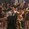 Bollywood actresses who just cannot dance!