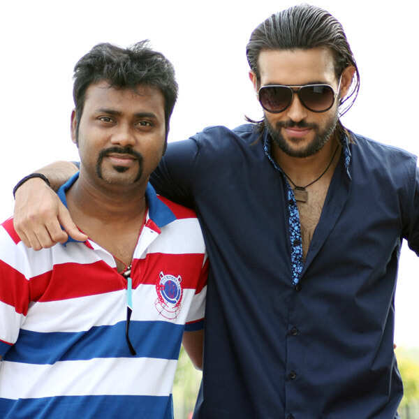 Aaryaan Saxena Wallpapers