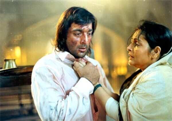 Rakhee Gulzar Pictures
