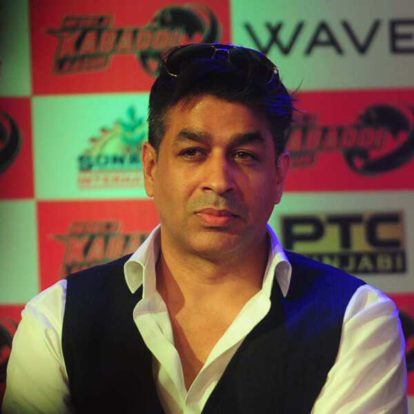 Rajat Bedi Pictures