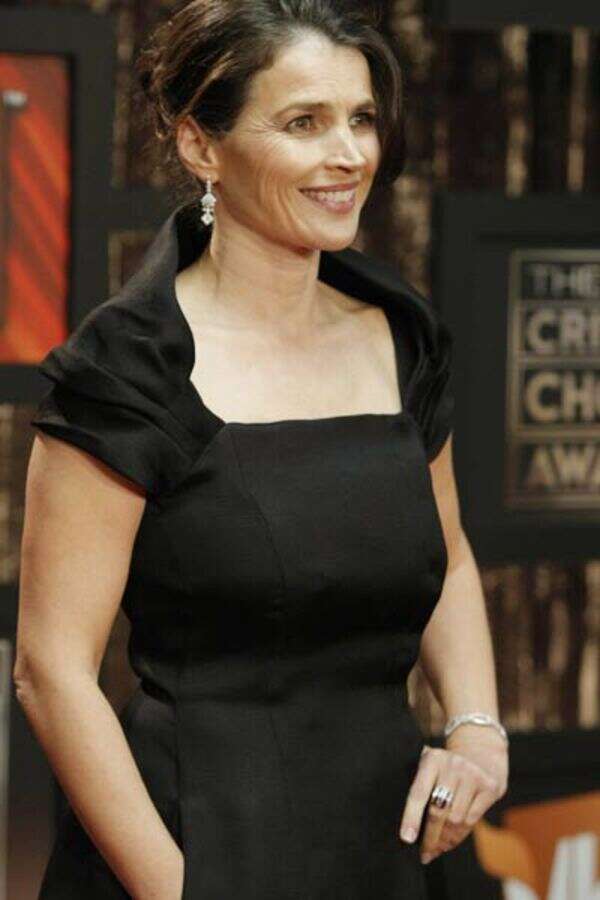 Julia Ormond Photos