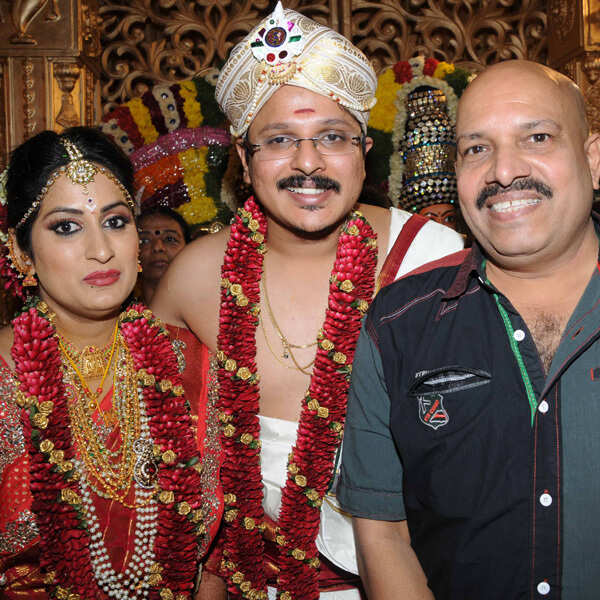 Roopa Iyer Images