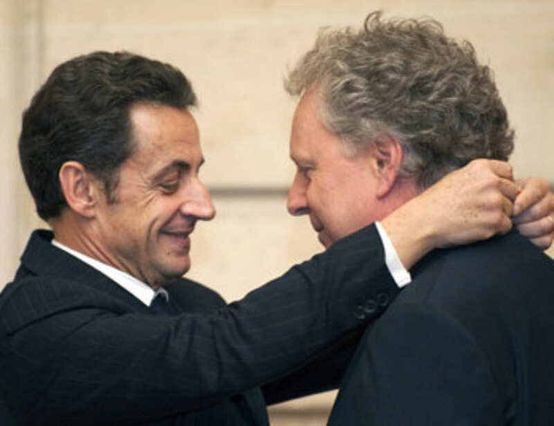 Sarkozy felicitates Jean