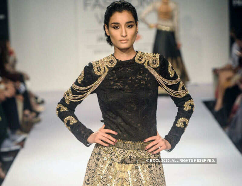LFW '14: Monica & Karishma