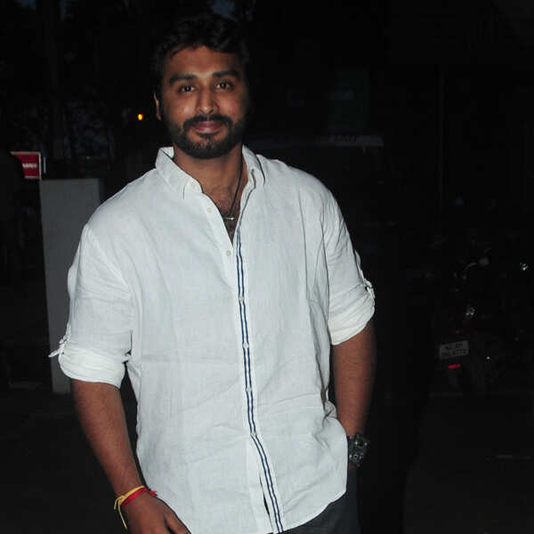 Krish J Sathar Pictures