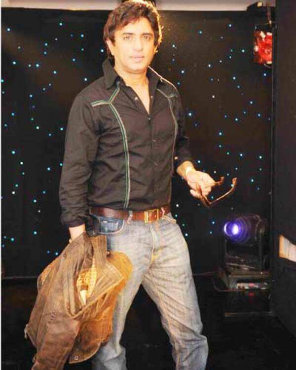 Anand Raj.