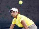 Sania crashes out of Dubai Open