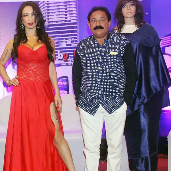 Ikram Akhtar Images