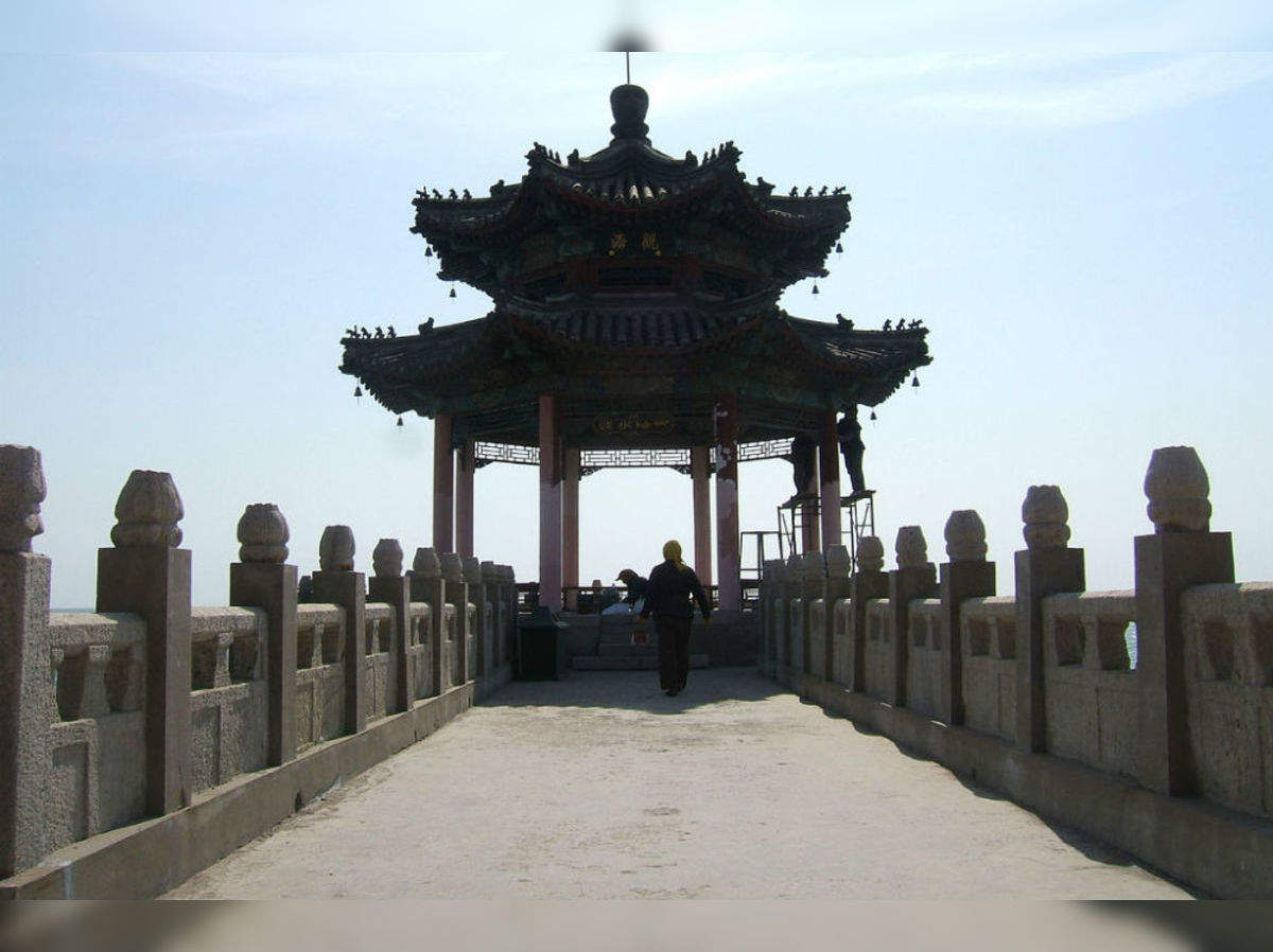 Old Dragon S Head Where The Great Wall Of China Meets The Sea China Times Of India Travel