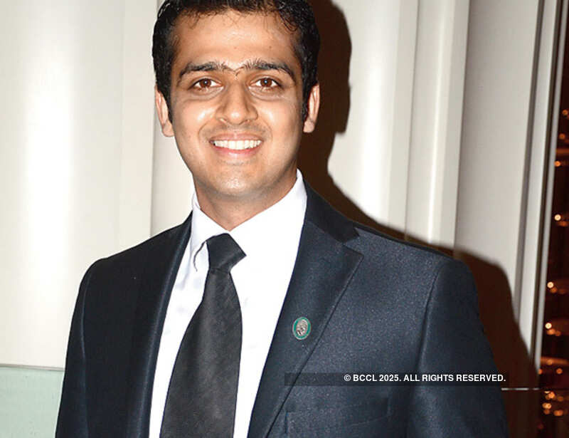 A vintage dinner at Alto Vino