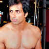 Article image for: Sonu Sood flashes abs on Miss Diva Universe 2014