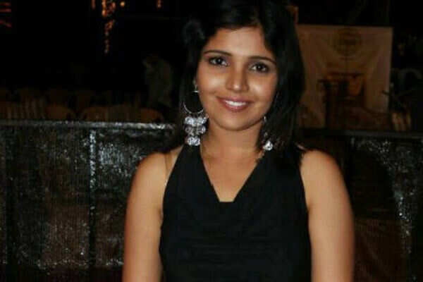 Mukta Barve Images