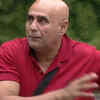 Bigg Boss 8: Aarya Babbar apologises to Minissha Lamba
