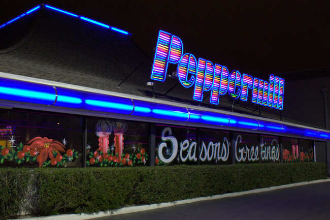 Peppermill Restaurant And Lounge Las Vegas Get Peppermill Restaurant And Lounge