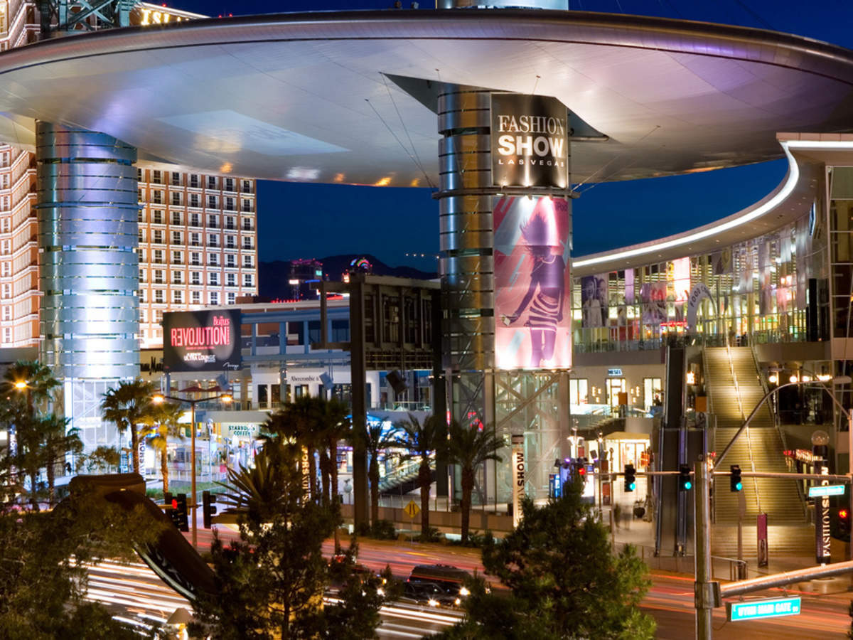 Is FASHION SHOW MALL the Best Mall in Las Vegas? Let's Find Out