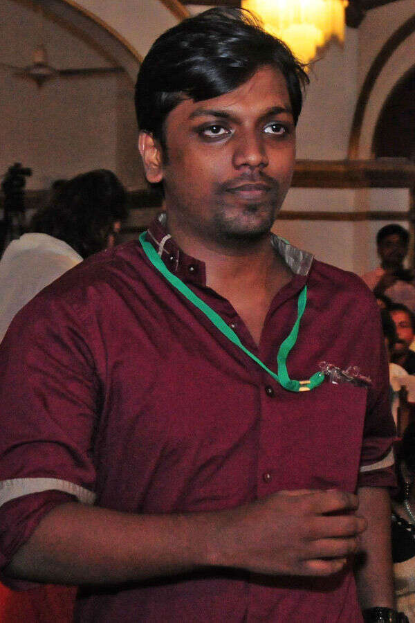 Rojin Thomas Wallpapers