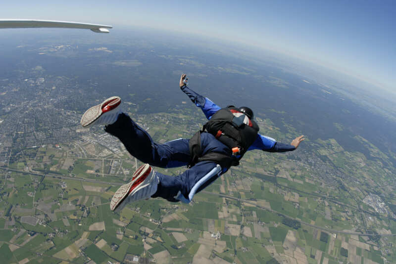 sky diving