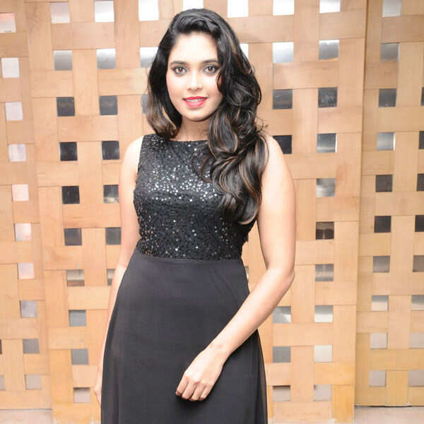 Ishara Pictures