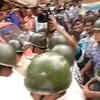 Article image for: Cops attack media persons, block access to <i class="tbold">kunal ghosh</i>