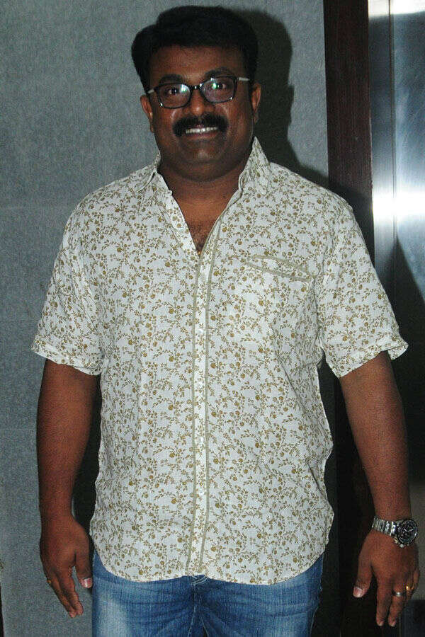 Kalabhavan Shajon Pictures