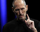 Steve Jobs defends Apple in taped testimony
