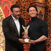 Article image for: Jacky-Shroff-Tiger-Shroff-Sansui-COLORS-Stardust-Awards.jpg