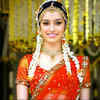 What makes Shraddha Kapoor popular with her fans?