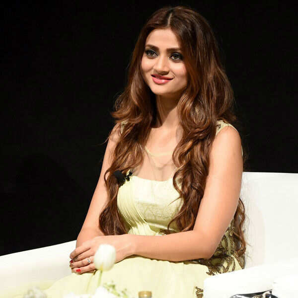 Sakshi Maggo Pictures
