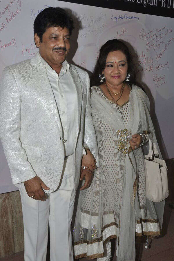 Udit Narayan Wallpapers