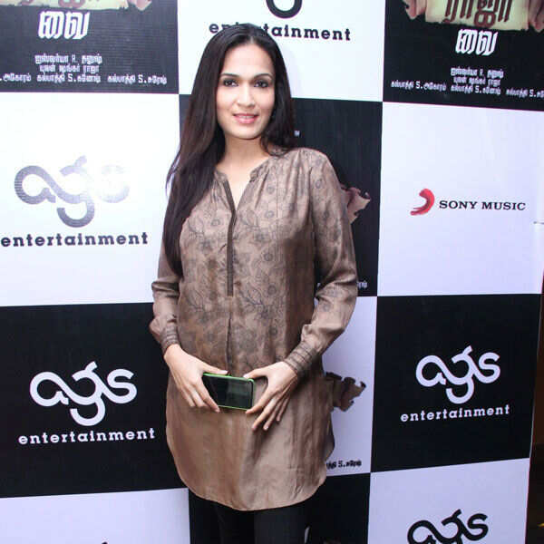 Soundarya Rajnikanth Photos