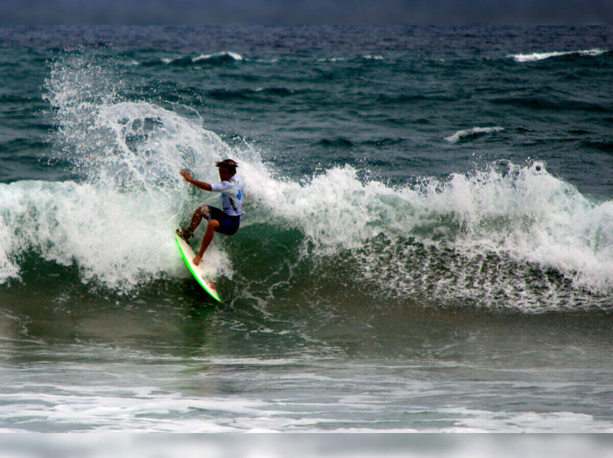 noroll × blohm / beach surfer