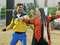 Bharti performs at Tihar Jail
