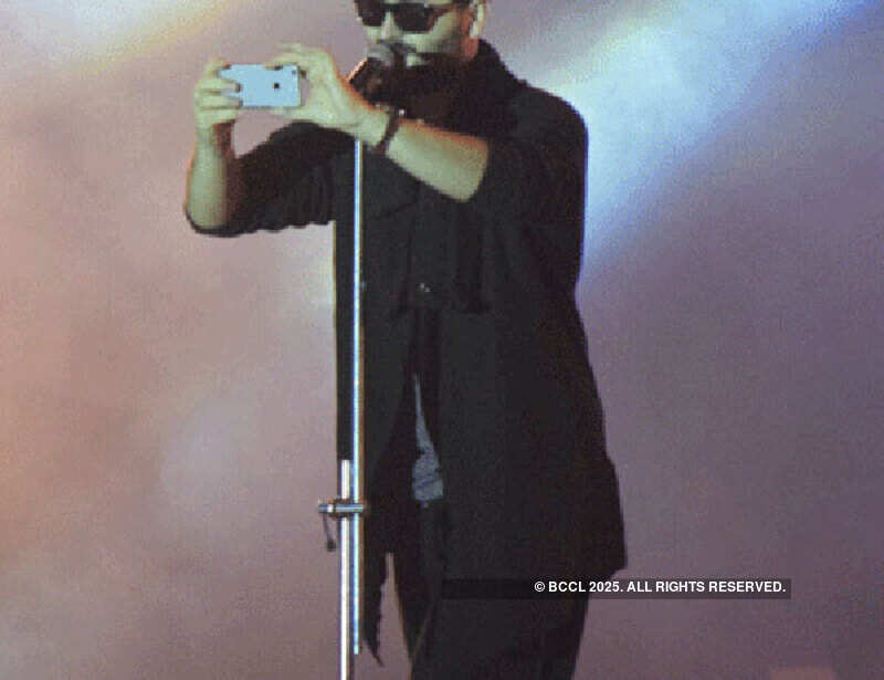 Edward Maya enthrals Ahmedabad