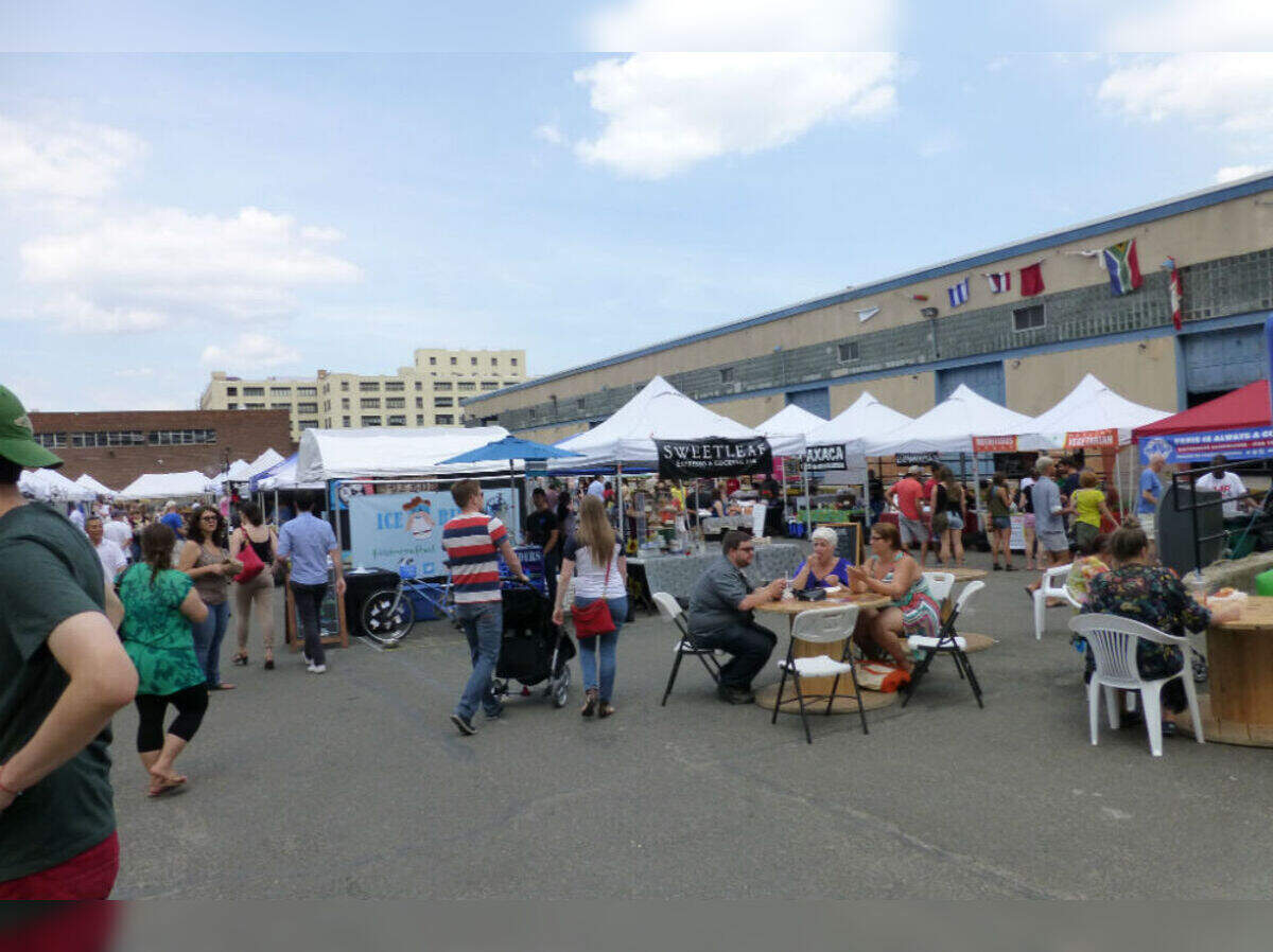 Lic Flea Market Beer Garden Fasci Garden