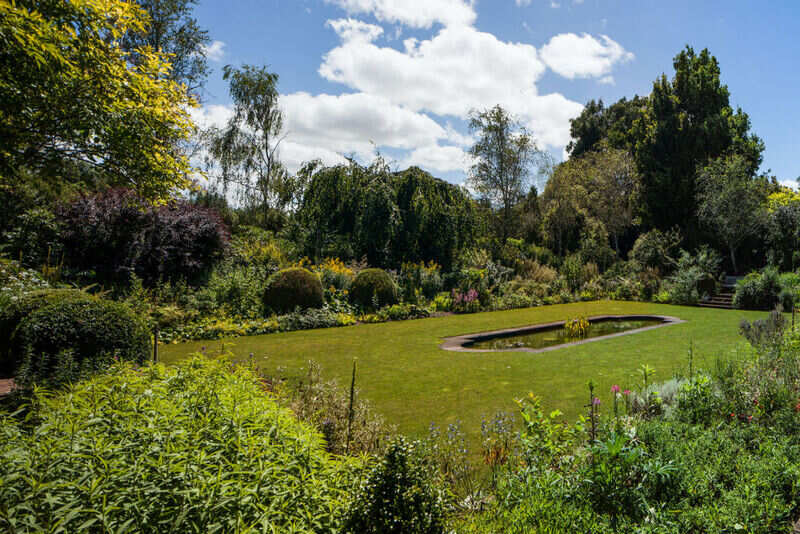English flower garden