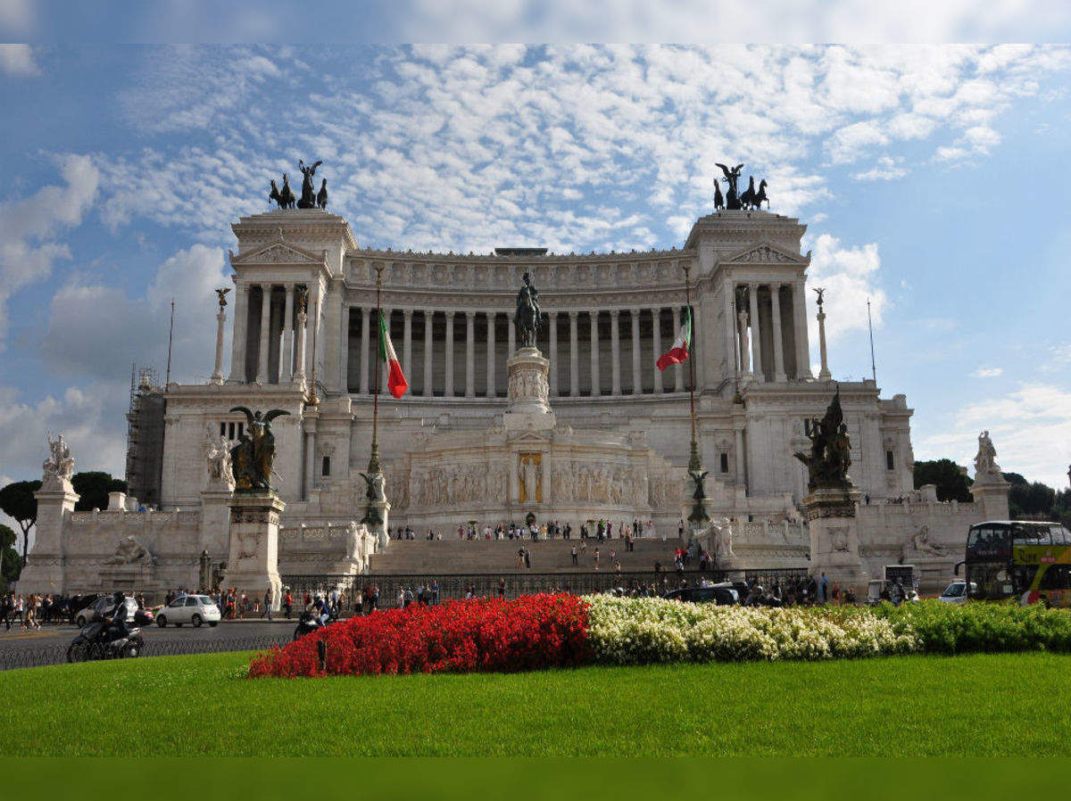 Vittorio Emanuele II Rome: The largest typewriter in the world