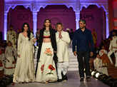Celebs at Khadi fashion show