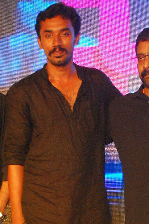 Midhun Manuel Thomas Stills