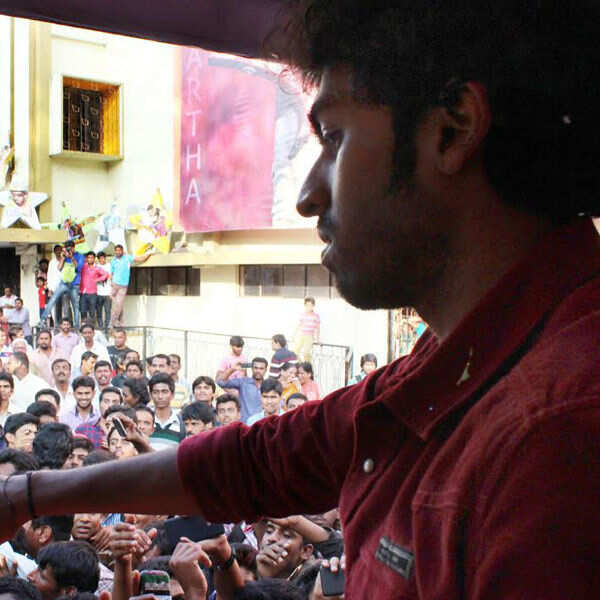 Vinay Rajkumar Images