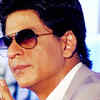 Article image for: SRK promotes his <i class="tbold">upcoming tv show</i>