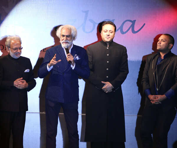 Sanjay Khanna Photos