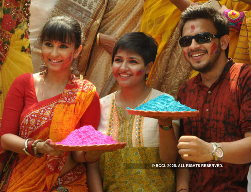 Celebs at Belasesh holi celebretion