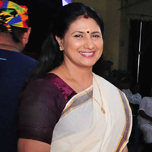 Ambika Mohan Photos