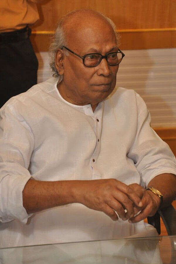 Shankha Ghosh Pictures