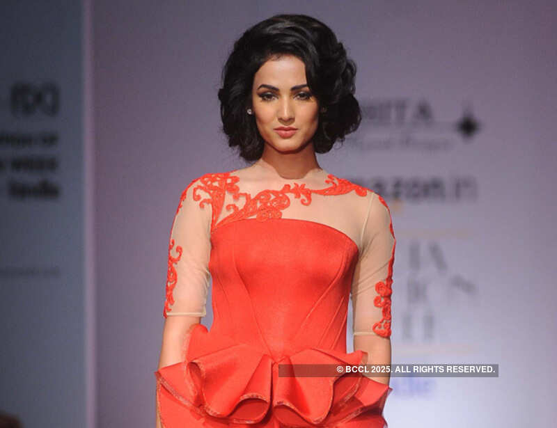 AIFW '15: Day 4: Nikhita