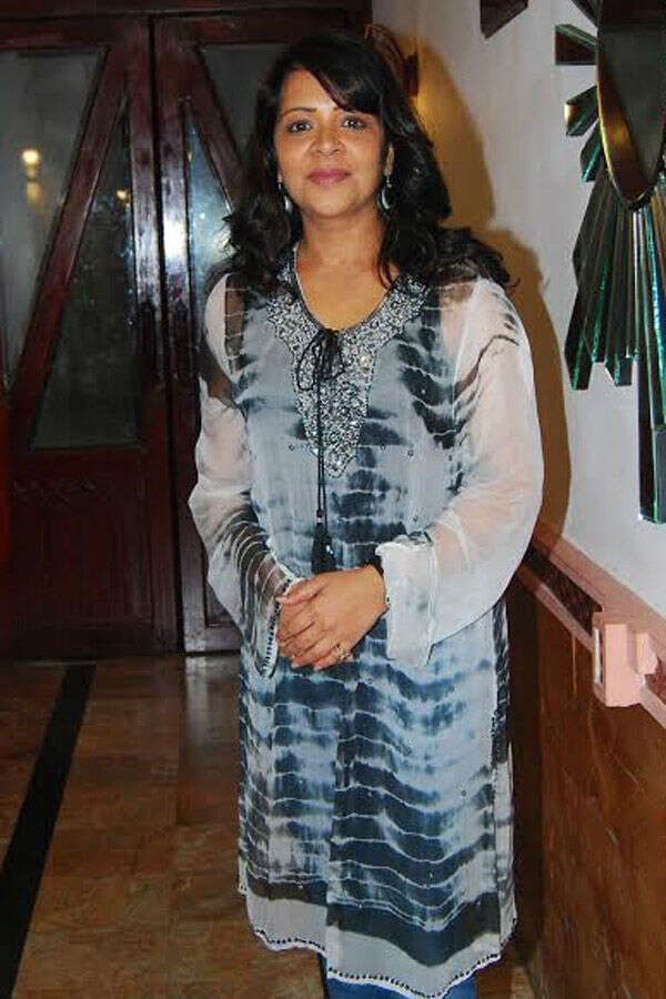 Devi Ajith Pictures