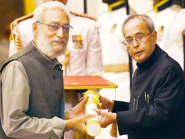 Naresh Bedi Photos